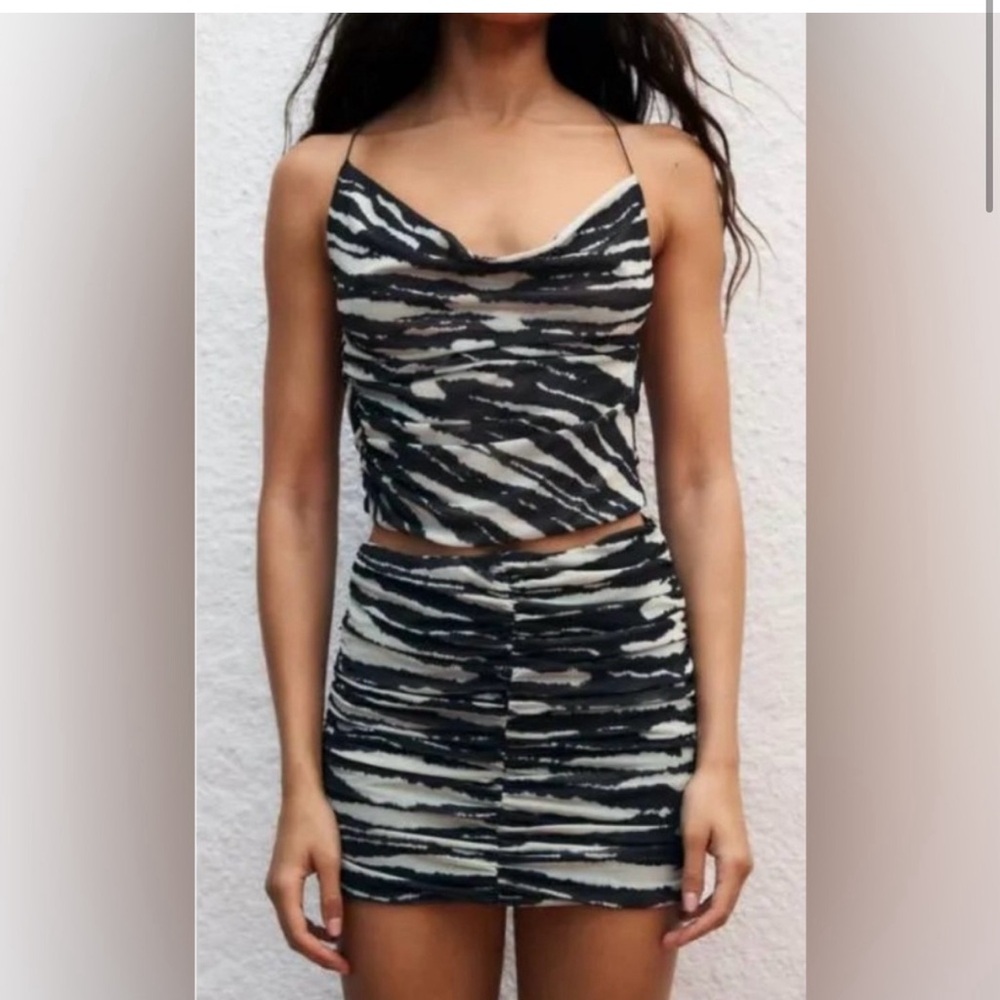 Zara tule zebra print mini skirt S